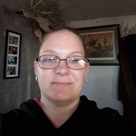 Meet your Posher, Brandy - Picture 1 of 1